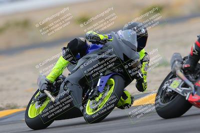 media/Jan-14-2023-SoCal Trackdays (Sat) [[497694156f]]/Turn 4 Set 1 (1020am)/